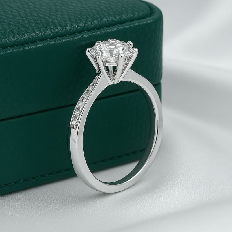 Anel de Noivado com Moissanite