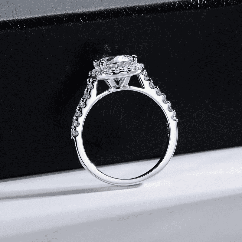 ANEL DE NOIVADO HALO MOISSANITE 2 QUILATES