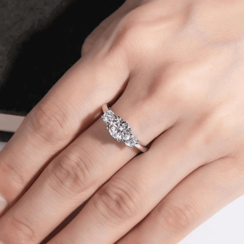 Anel três pedras Moissanite 1.6 quilates