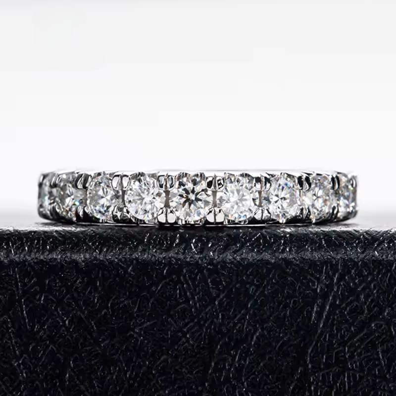 Aparador_de_Alianca_com_Moissanite_4