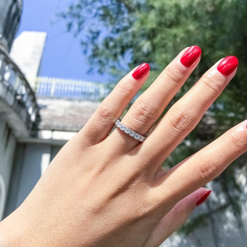 Aparador_de_Alianca_com_Moissanite_8