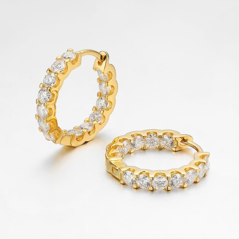 Brinco Argola com Moissanite 2.6quilates e Prata 925 e acabamento em ouro amarelo