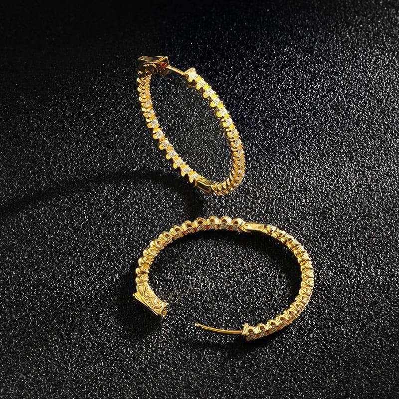Brinco Argola com Moissanite 2mm
