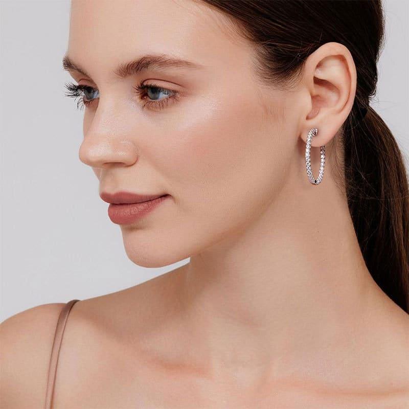 Brinco Argola com Moissanite 2mm