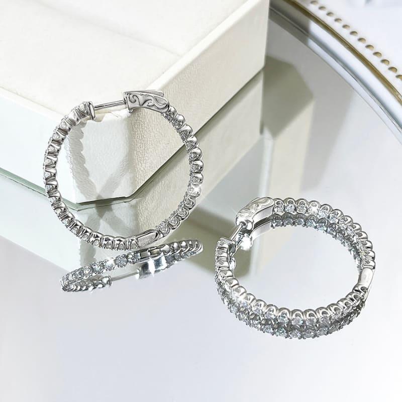 Brinco Argola com Moissanite 2mm