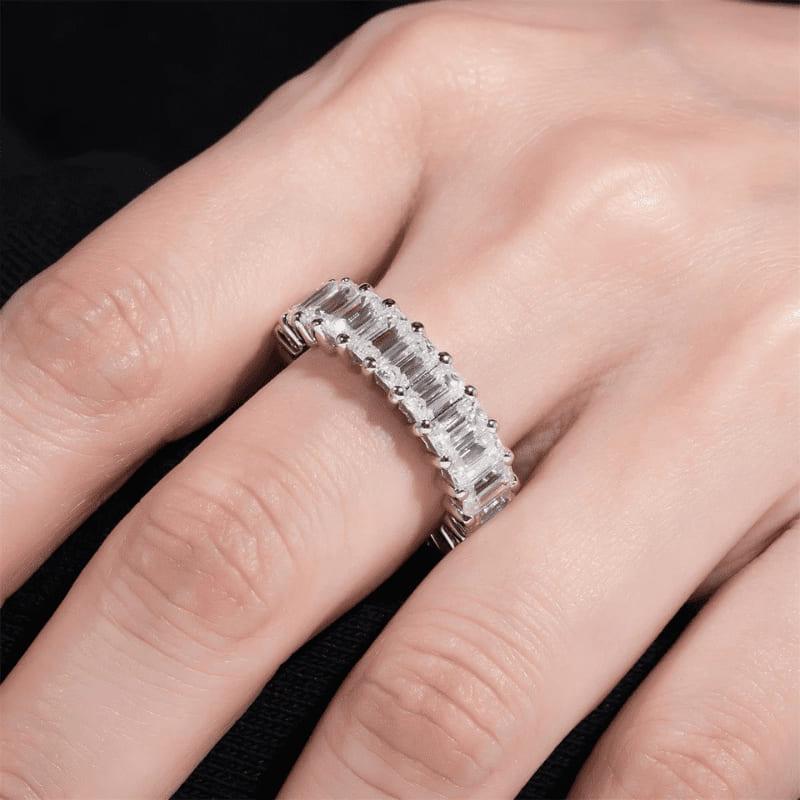 Aparador de Aliança com Moissanite 3.5mm Esmeralda