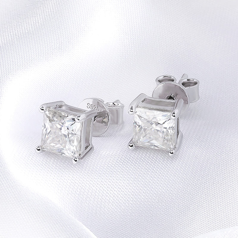 Brinco Ponto de Luz Moissanite - Princesa